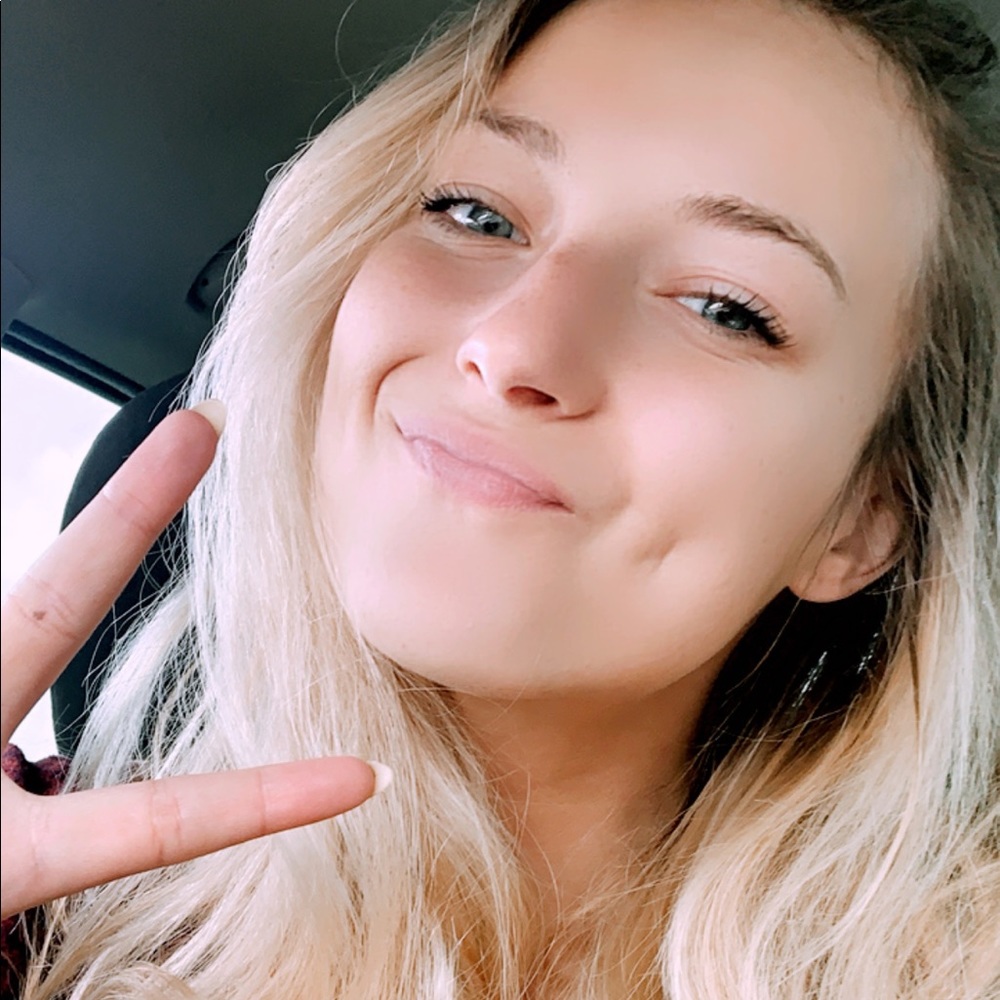 Meet your Posher, Natalee